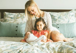 Mother with its two daughters